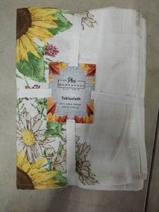 lot 3948 image: PBS Home Goods TableCloth 60in. x 84in. Oblong