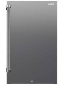 lot 5614 image: Vissani 4.4 cu. ft. Freestanding Outdoor Refrigerator in Stainless Steel, Silver. Door Is Not Attached Retail&nbsp$599.00