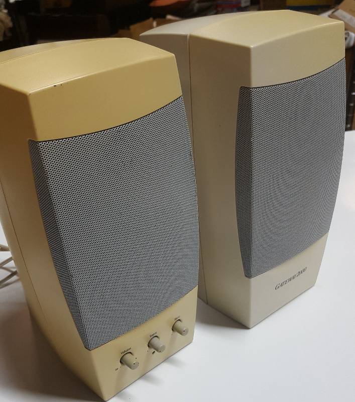 lot 6430 image: Pair of nice Altec Lansing Multimedia computer speakers originally sold with a Gateway computer.