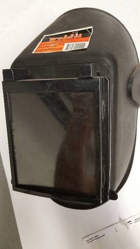 lot 6376 image: Again not much use on this welding helmet.  I wish I had this for the Eclipse and I wouldnt have had to wear those cardboard glasses