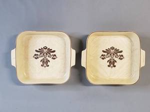lot 54 image: (2) Pfaltzgraff 82 QT Casserole Dishes