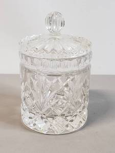 lot 65 image: Fifth Avenue Essex Lead Crystal Candy or Cookie Jar 6, Made in Poland