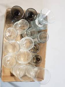 lot 71 image: 9 Pairs of Matching Glassware