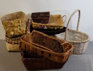 lot 88 image: Lot of Baskets Bark, Straw & Wicker Style