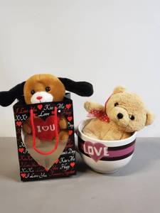 lot 96 image: NEW Valentine Gifts, Puppy in Gift Bag  - Teddy Plush in Cappuccino Cup