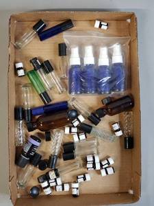 lot 144 image: Lot of Essential Oil Containers & Lavender Oil 0.5 oz