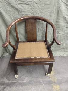 lot 174 image: Vintage Century Chair with Wheels 18x22x18 Back is 30