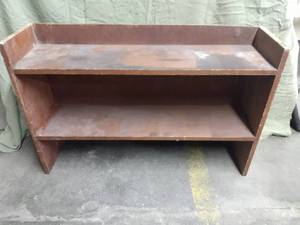 lot 175 image: Shelves 29x16x25