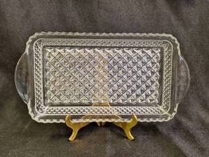 lot 191 image: Clear Glass Diamond Cut Tray, Vintage Clear Glass FeatherLeave Bowl Planter Vase by Randall Glass,Mid-Century Modern Fireking by Anchor Hocking Clear Glass Snack Tray