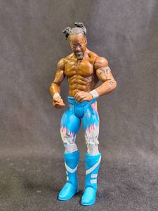 lot 195 image: WWE Kofi Kingston Battle Wrestling Loose Action Figure Mattel