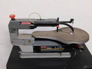 lot 203 image: Craftsman 16 Inch Variable Speed Scroll Saw