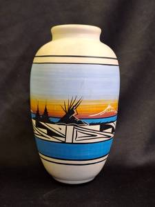 lot 313 image: Vintage Navajo Native American Vase Signed Painted Etched 10 Tall