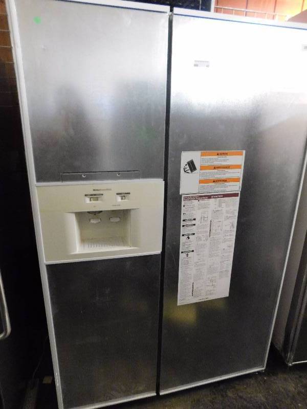 lot 42 image: Kitchenaid Refrigerator