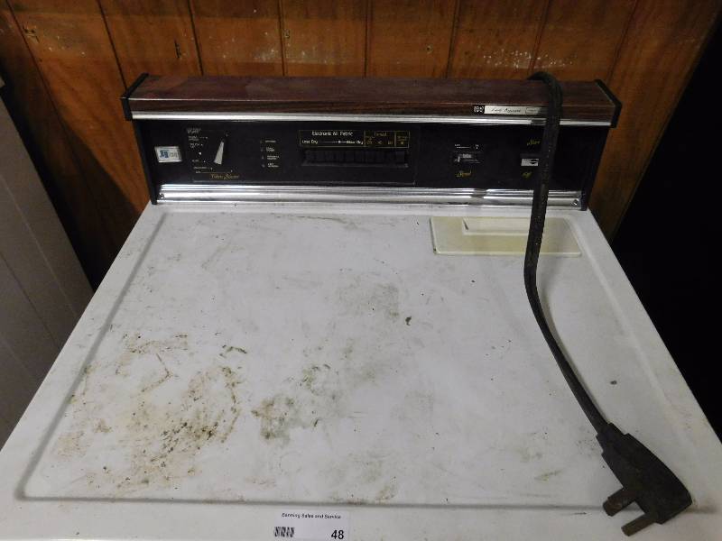 lot 48 image: Lady Kenmore Dryer