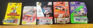 lot 127 image: Nascar Collectible Cars.