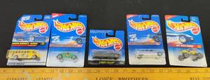 lot 143 image: Hot Wheels Collectible Cars.