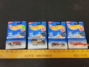 lot 157 image: 4- 1996 First Editions Hot Wheels