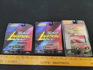 lot 163 image: 3- Johnny Lightning Cars