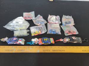 lot 183 image: Mcdonalds packaged toy cars and other packaged cars