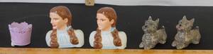 lot 229 image: Ceramic Dorothy Bust, 2-Toto figurines and a Glenda The Good Witch Ceramic Hat