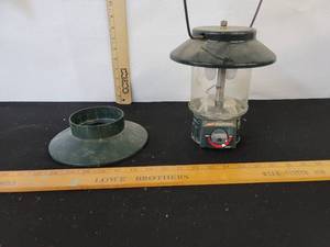 lot 272 image: Coleman electric ignition lantern