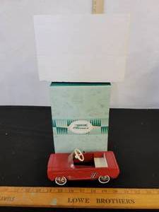 lot 286 image: Hallmark Kiddie Cars Classics Mustang