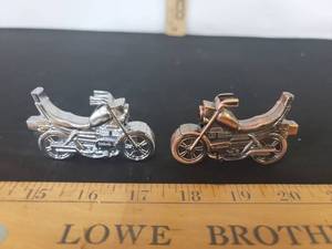 lot 291 image: 2- Motorcycle lighters