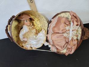 lot 360 image: Vintage Porcelain Doll wTrunk and Extra Dress