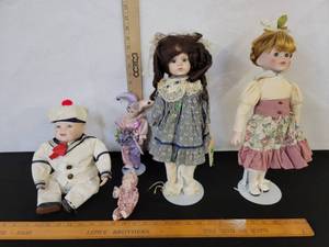 lot 362 image: 4-Vintage Porcelain Dolls