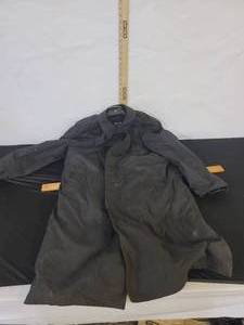 lot 378 image: 40L Coat