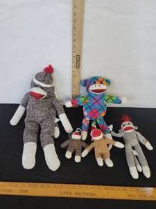 lot 381 image: 5- Sock Monkeys