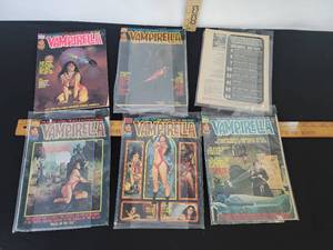 lot 394 image: 6- Vintage Creepy Comic Books- See Pictures For Titles And Authors