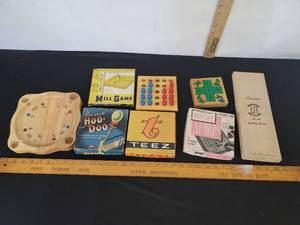 lot 475 image: Small Tabletop Games