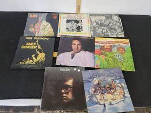 lot 498 image: Records- Titles In Pics
