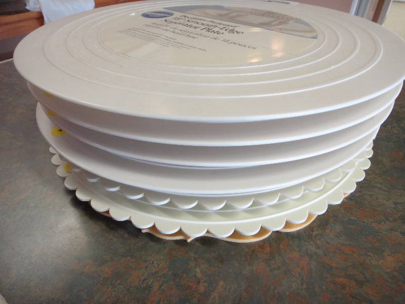 lot 1551 image: Lot of Separator Plates
