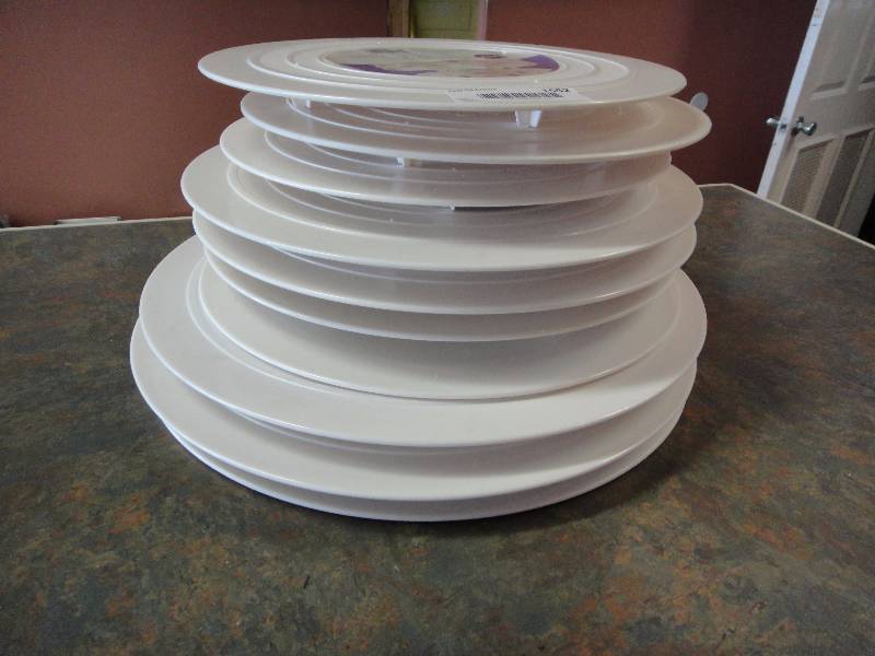 lot 1552 image: Lot of Separator Plates