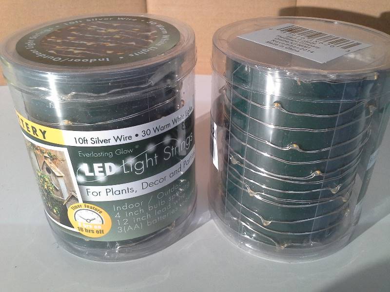 lot 6123 image: LED Decorative Wire Light Strings - Warm White - 2 sets