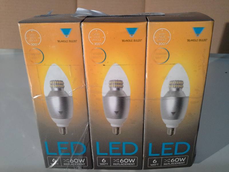 lot 6130 image: Triangle Bulbs T90101-3 (3 pack) - 6-Watt LED Chandelier Bulb, 60-Watt replacement, 580 Lumens, E12 Candelabra Base, 2700K Warm White, UL Listed, 3 pack