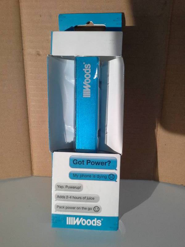 lot 6133 image: Woods 0515958810 Rechargeable USB Portable Power with 2600-MAh and 24-Inch Micro USB Charging Cord, Blue