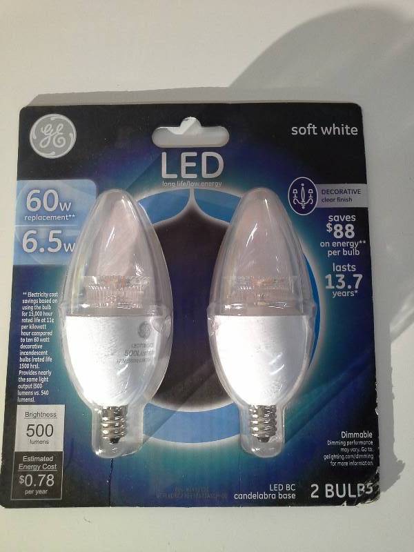 lot 6134 image: GE 32973 60W Equivalent Soft White Blunt Tip Clear Candelabra Base Dimmable LED Light Bulb 2-Pack