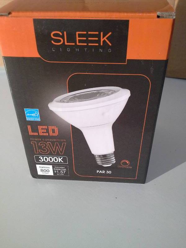 lot 6149 image: SleekLighting 20937 PAR 30 LED 13W Dimmable Wide Flood Long Neck Light Bulb(40°), Warm White (3000K), 800 lm, E26 Medium Base, 75W Equivalent, UL Approved