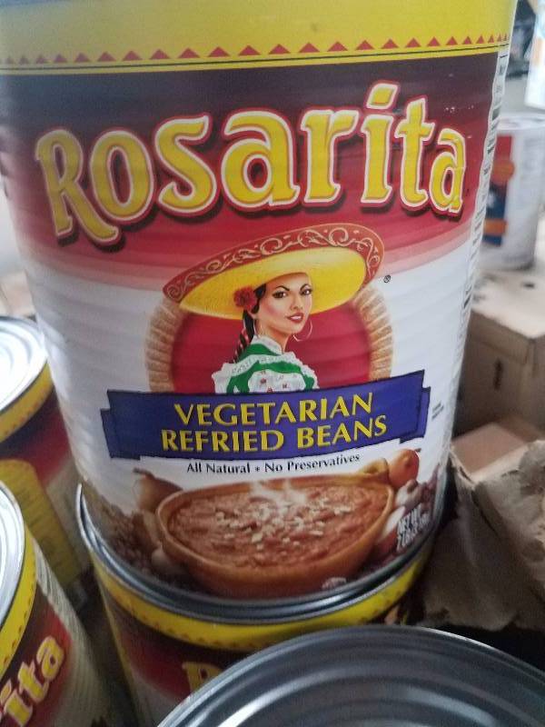 lot 8702 image: Rosarita Refried Beans