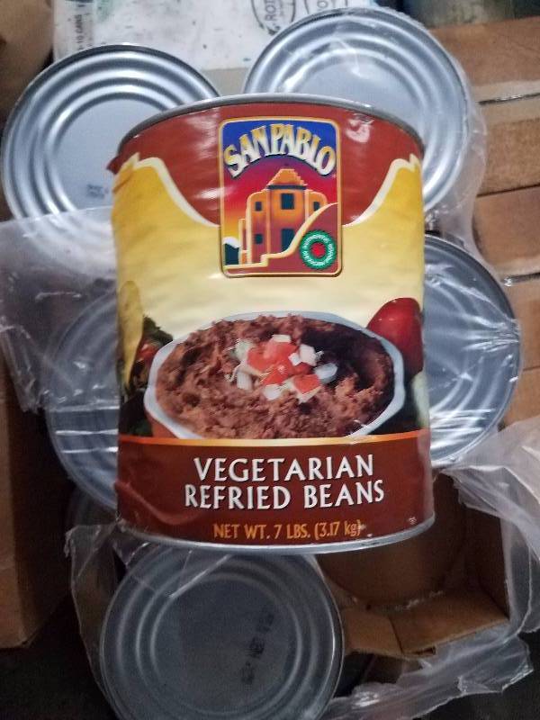 lot 8703 image: San Pablo Vegetarian Refried Beans