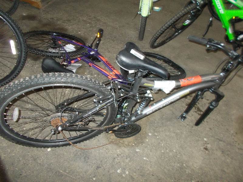 lot 6440 image: 3  Mountain Bikes