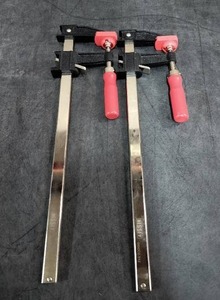 lot 2872 image: 16 Clamps (2 Pack)