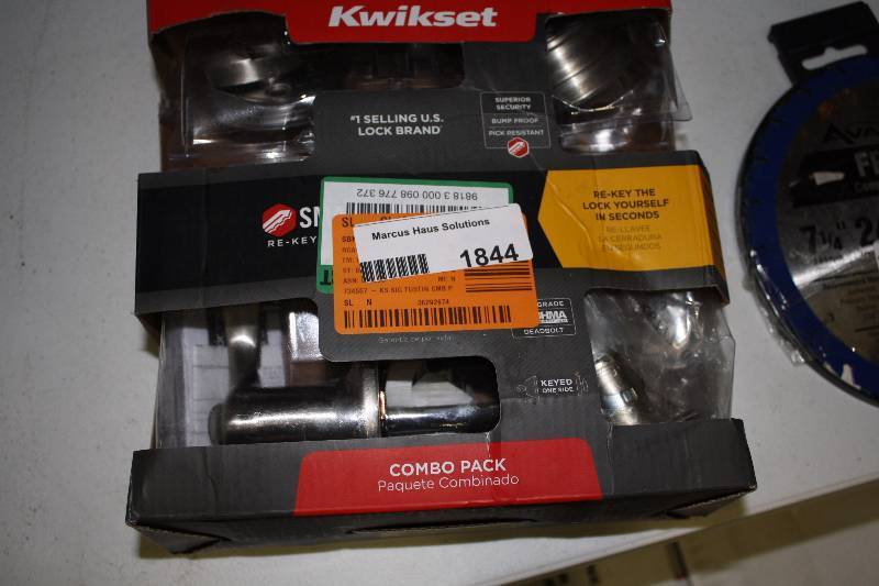 lot 1844 image: KWIKSET KEYED DOOR LOCK SET