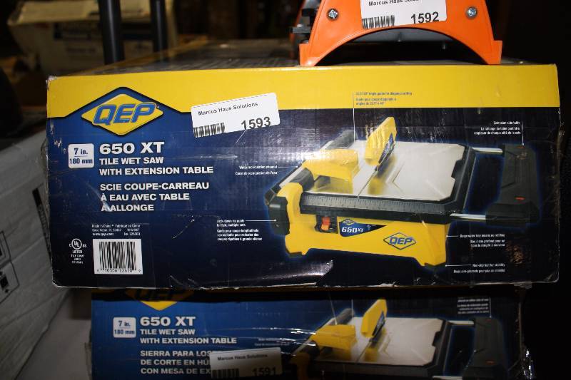 lot 1593 image: QEP 650 Electric 7 in. Power Pro Tile Wet Saw