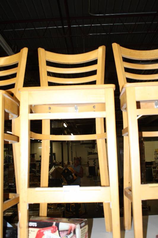 lot 1932 image: Solid Wood Bar Height Chair