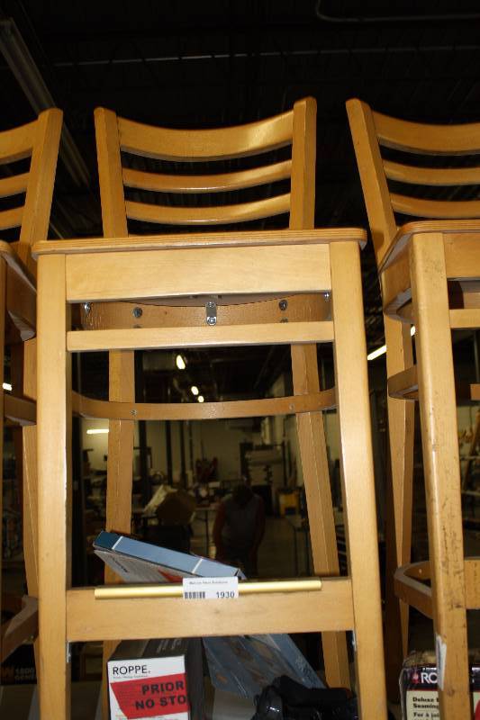 lot 1930 image: Solid Wood Bar Height Chair
