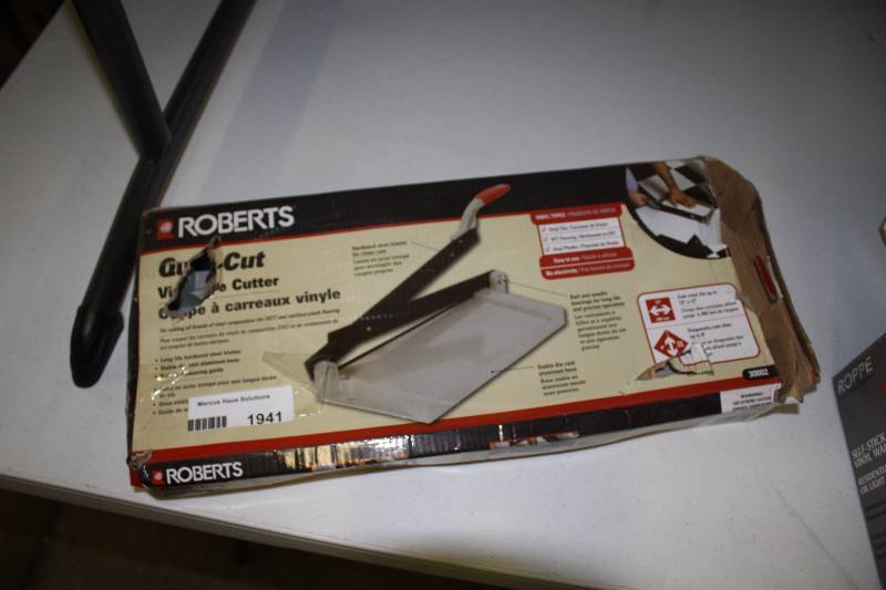 lot 1939 image: Roberts Vinyl Cutter